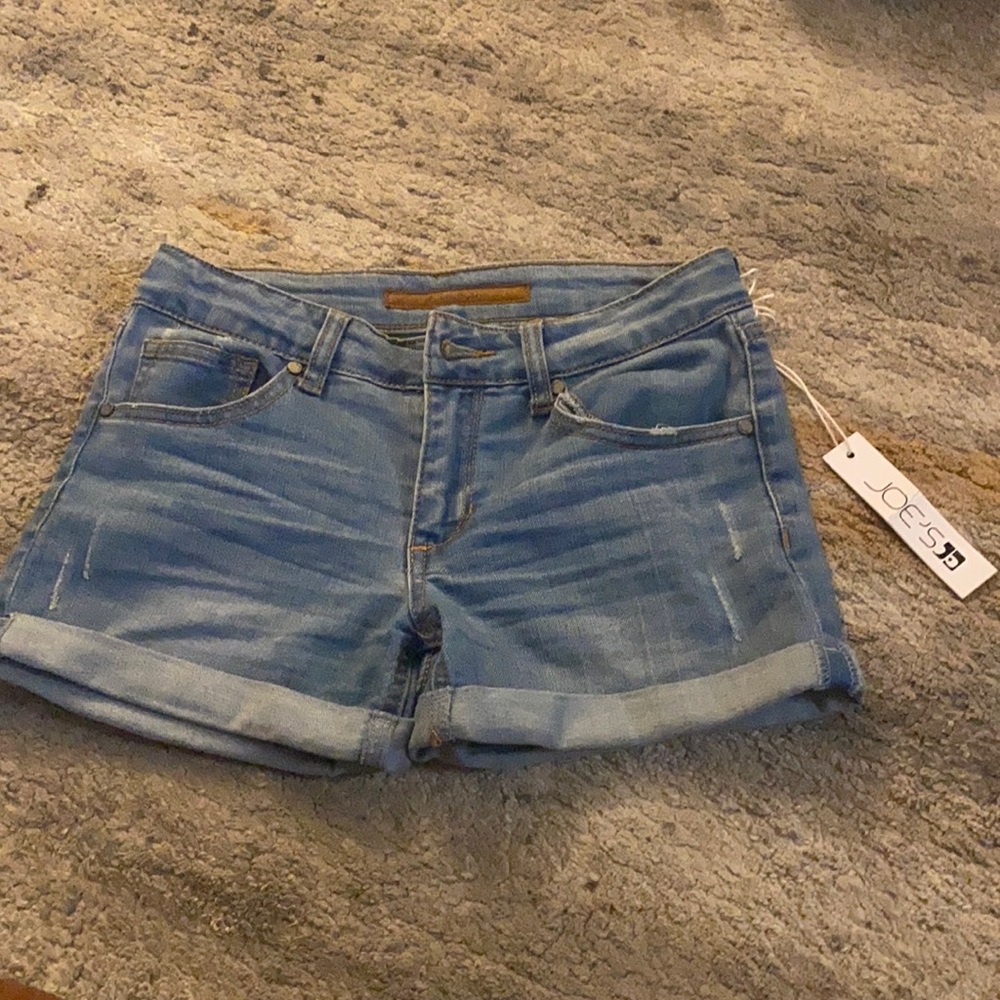 Light denim shorts